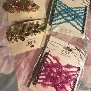 ❤️🚫SOLD🚫2/15.00-4 pcs hair accessories.Bundle